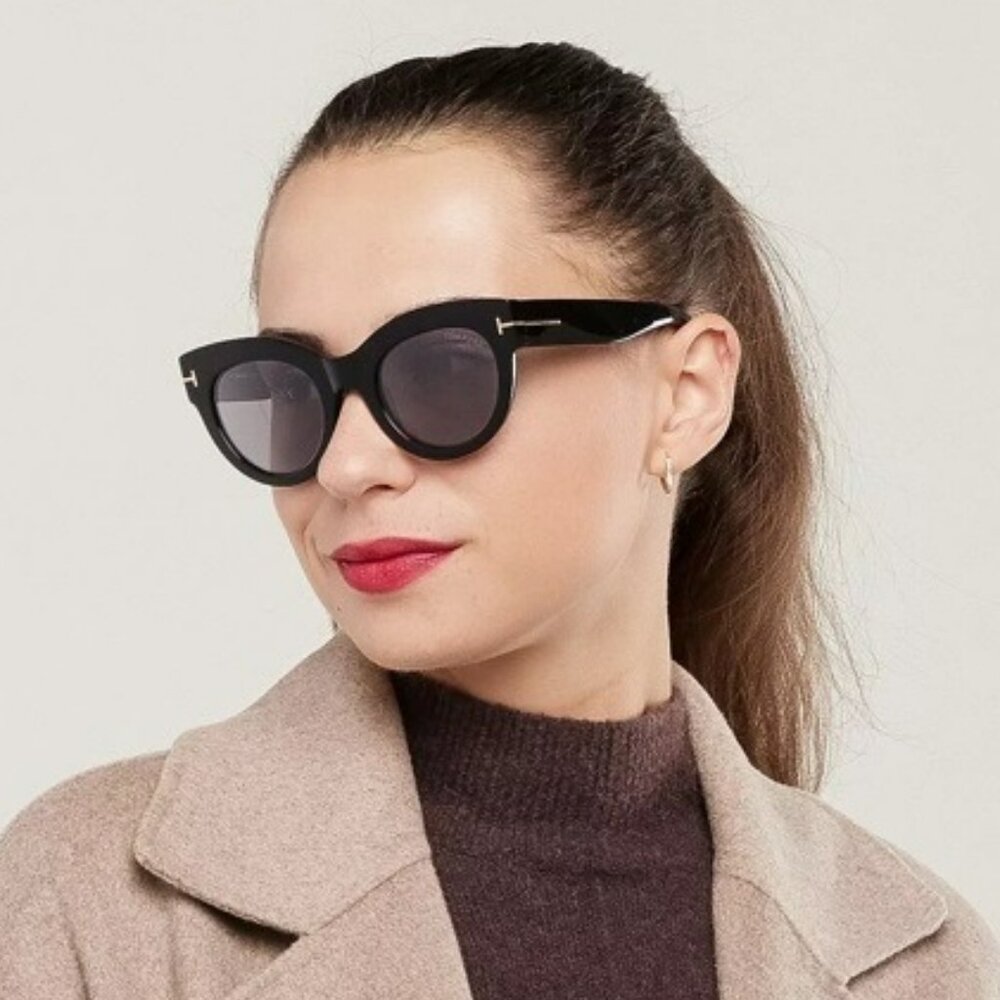 Tom Ford Women BRAND NEW Sunglasses LUCILLA Black Smoke Mirror Cat Eye FT1063/S